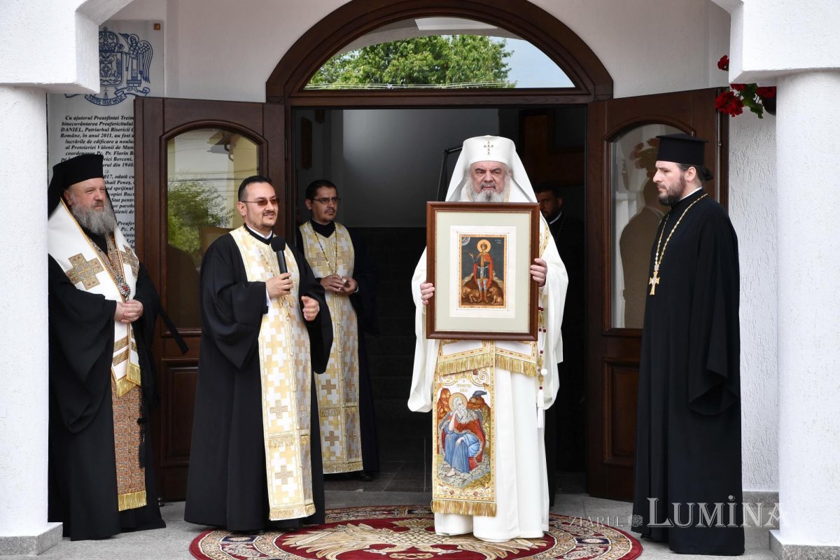 Patriarhul României a binecuvântat prima creșă a Arhiepiscopiei Bucureștilor 261387