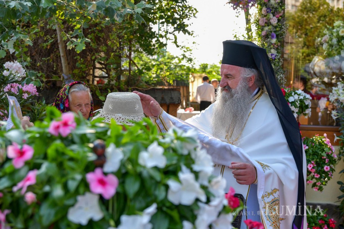 Icoana „Prodromiţa” cinstită la Paraclisul Catedralei Naţionale 261445