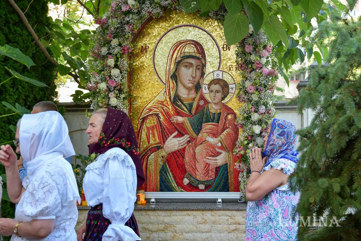 Icoana „Prodromiţa” cinstită la Paraclisul Catedralei Naţionale 261451