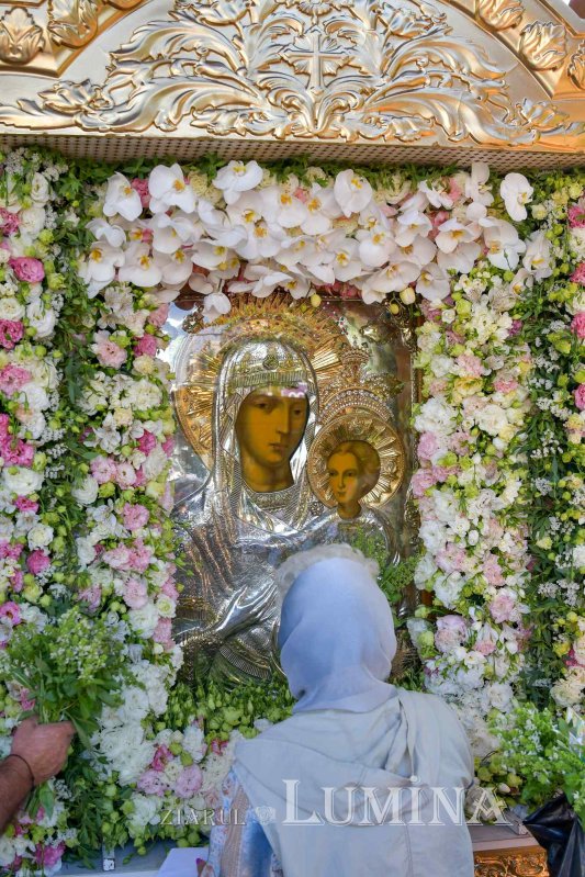 Icoana „Prodromiţa” cinstită la Paraclisul Catedralei Naţionale 261465