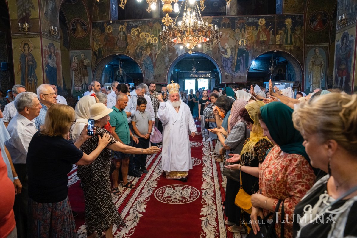 Înnoirea bisericii  Parohiei Parcul Călărași din București 261815