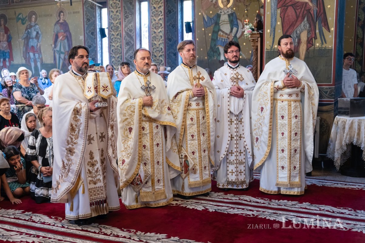 Înnoirea bisericii  Parohiei Parcul Călărași din București 261846