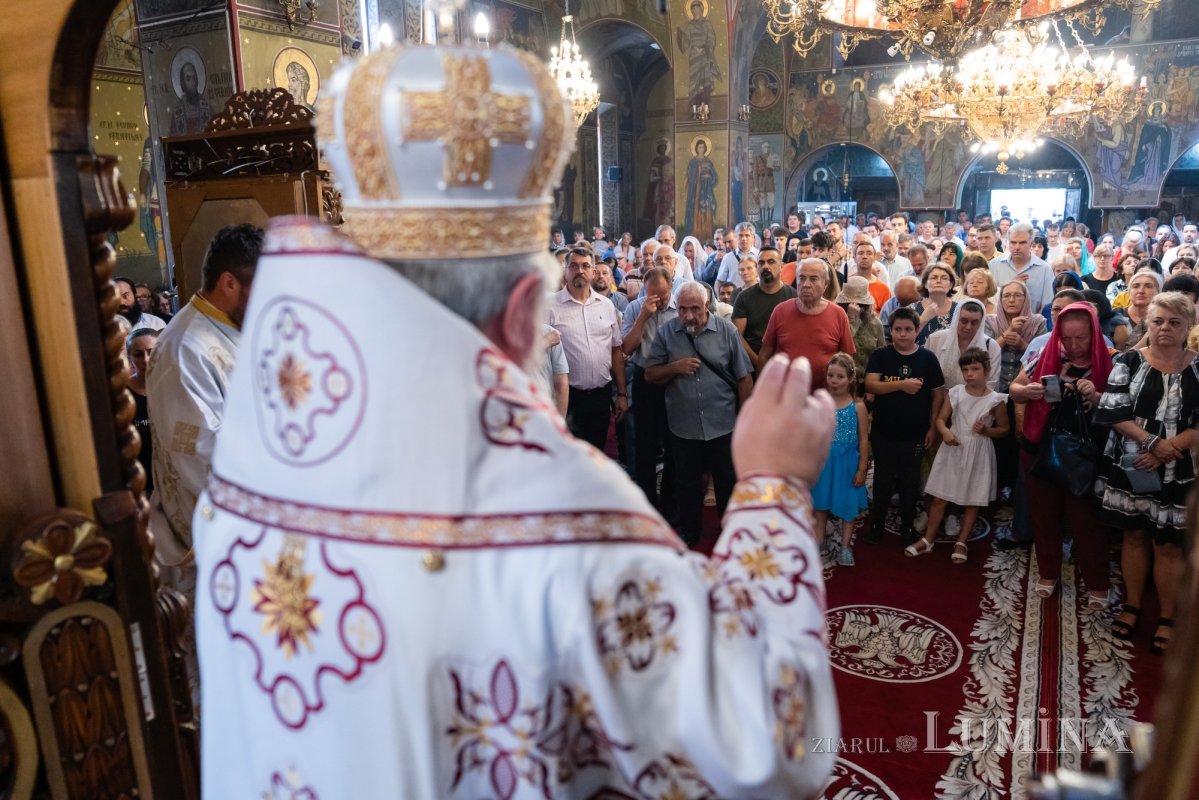 Înnoirea bisericii  Parohiei Parcul Călărași din București 261852