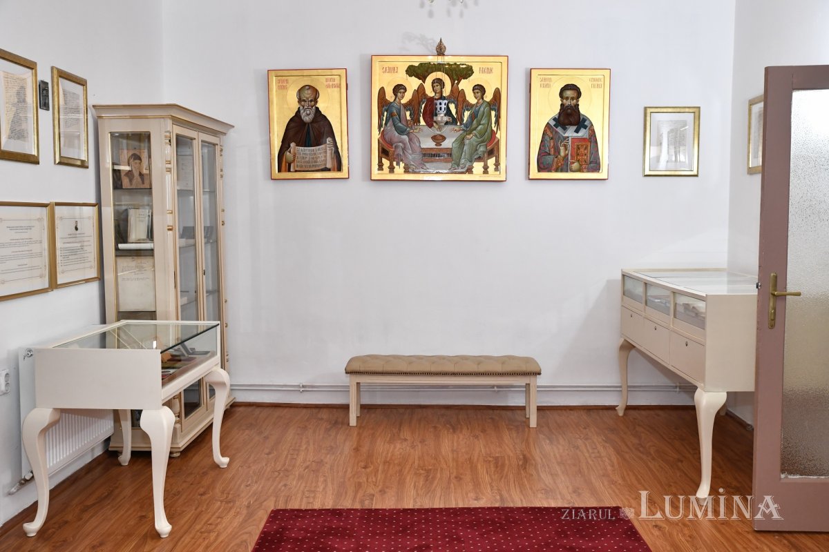 Acasă la părintele Dumitru Stăniloae în București 262334