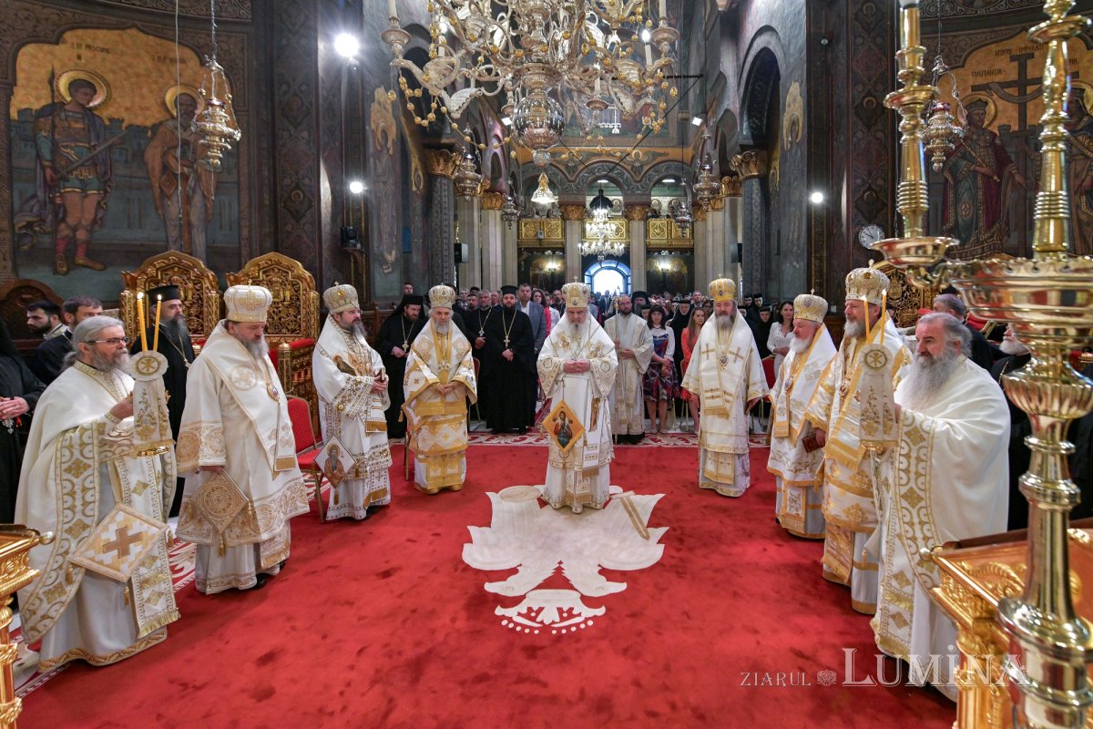 Hirotonia Episcopului-vicar patriarhal Paisie Sinaitul 262421