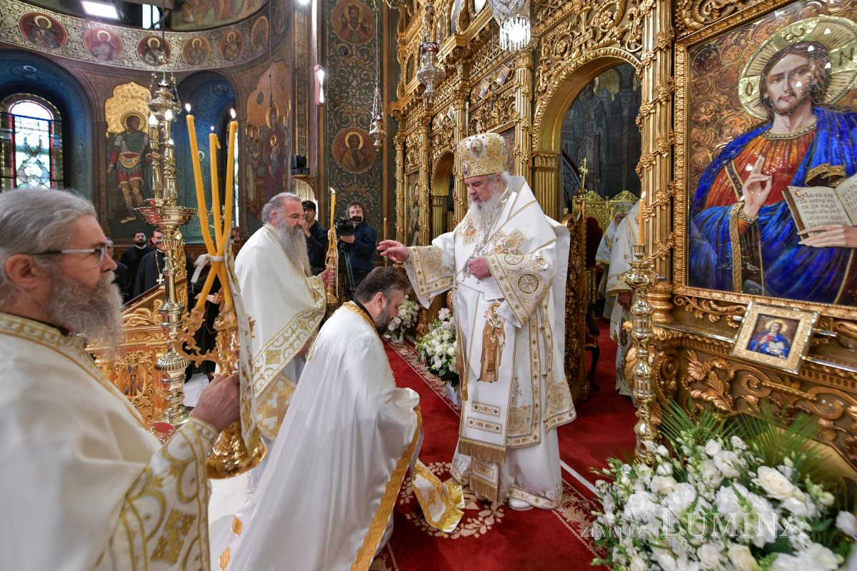 Hirotonia Episcopului-vicar patriarhal Paisie Sinaitul 262428