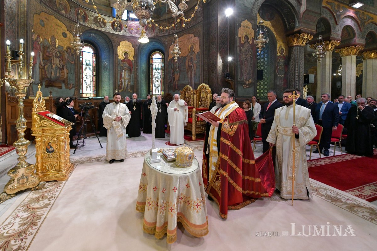 Patriarhul României a sărbătorit prin rugăciune împlinirea vârstei de 72 de ani 262565