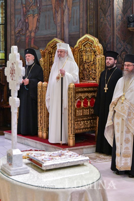 Patriarhul României a sărbătorit prin rugăciune împlinirea vârstei de 72 de ani 262572