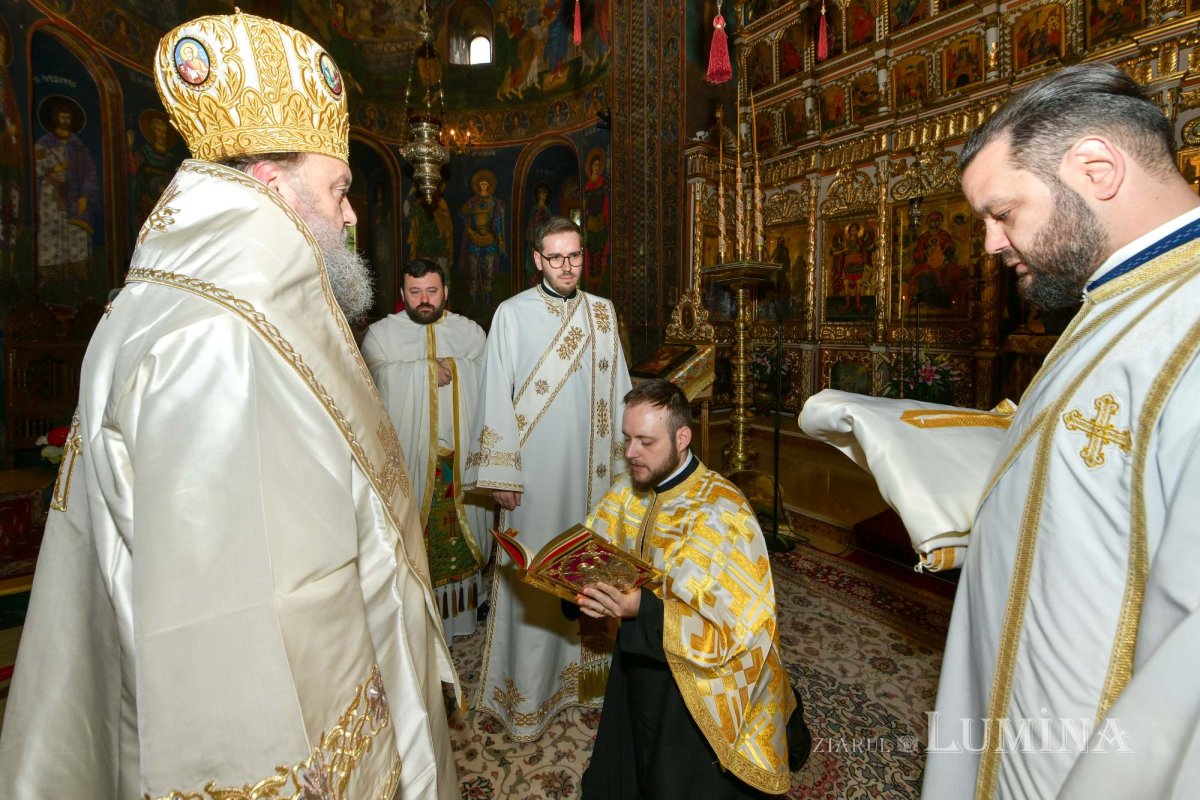 Bucuria slujirii la Mănăstirea Radu Vodă din București 262831