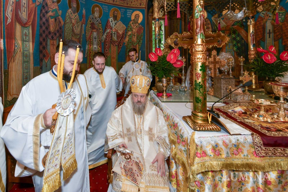 Bucuria slujirii la Mănăstirea Radu Vodă din București 262856