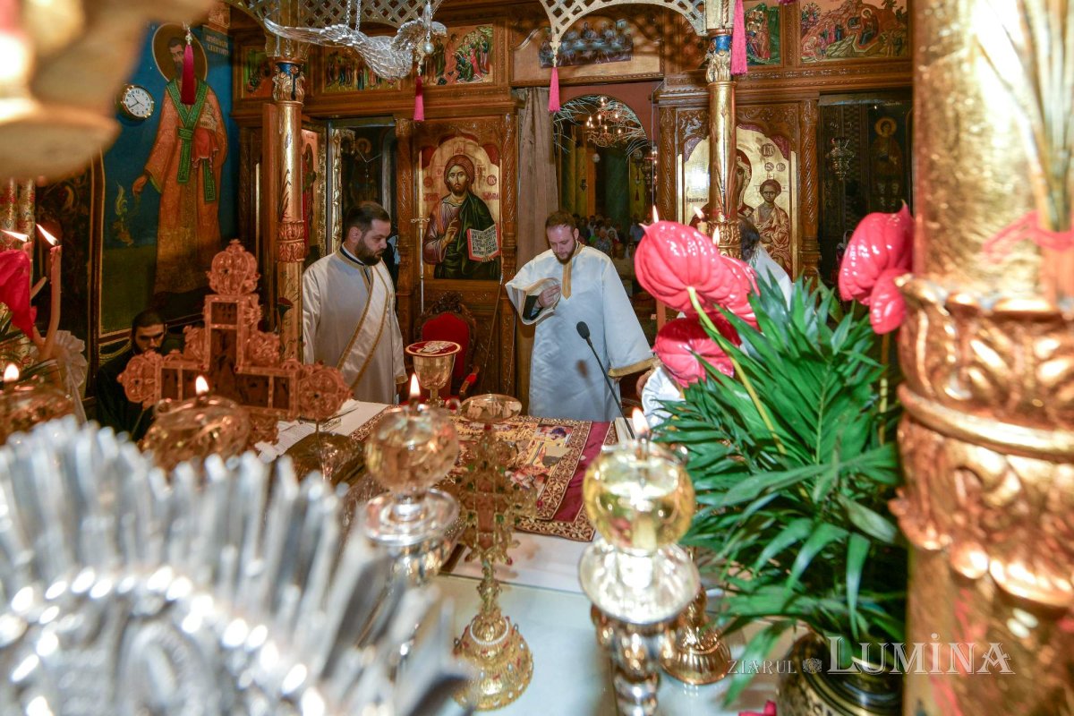 Bucuria slujirii la Mănăstirea Radu Vodă din București 262861