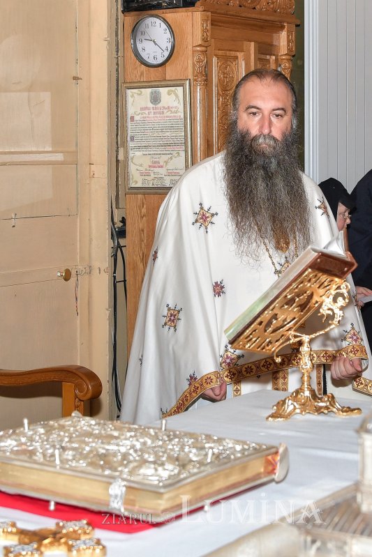 „Opera spirituală a Bisericii trebuie însoțită de opera filantropică” 263334