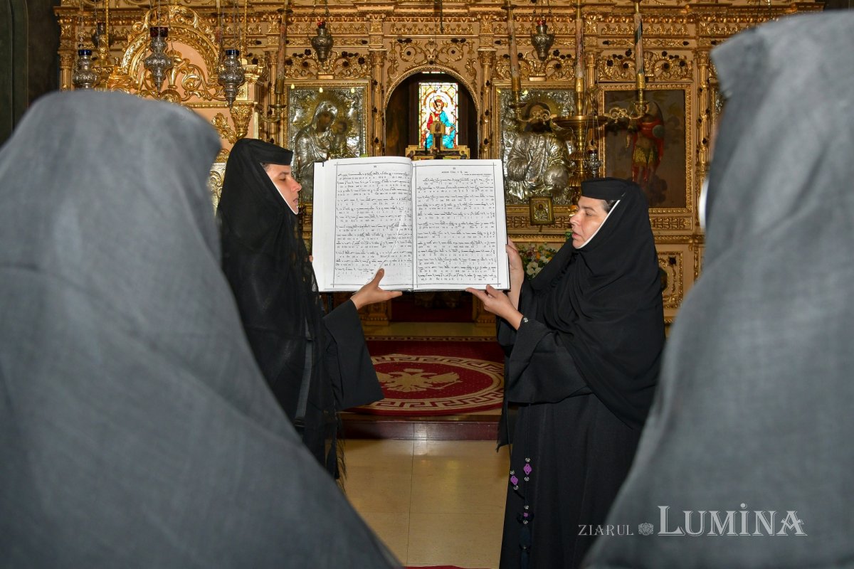 „Opera spirituală a Bisericii trebuie însoțită de opera filantropică” 263351