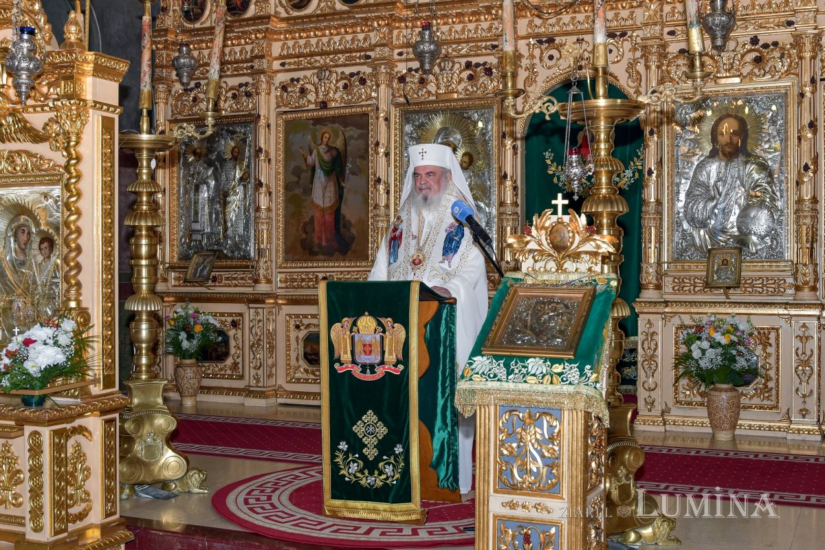 „Opera spirituală a Bisericii trebuie însoțită de opera filantropică” 263360