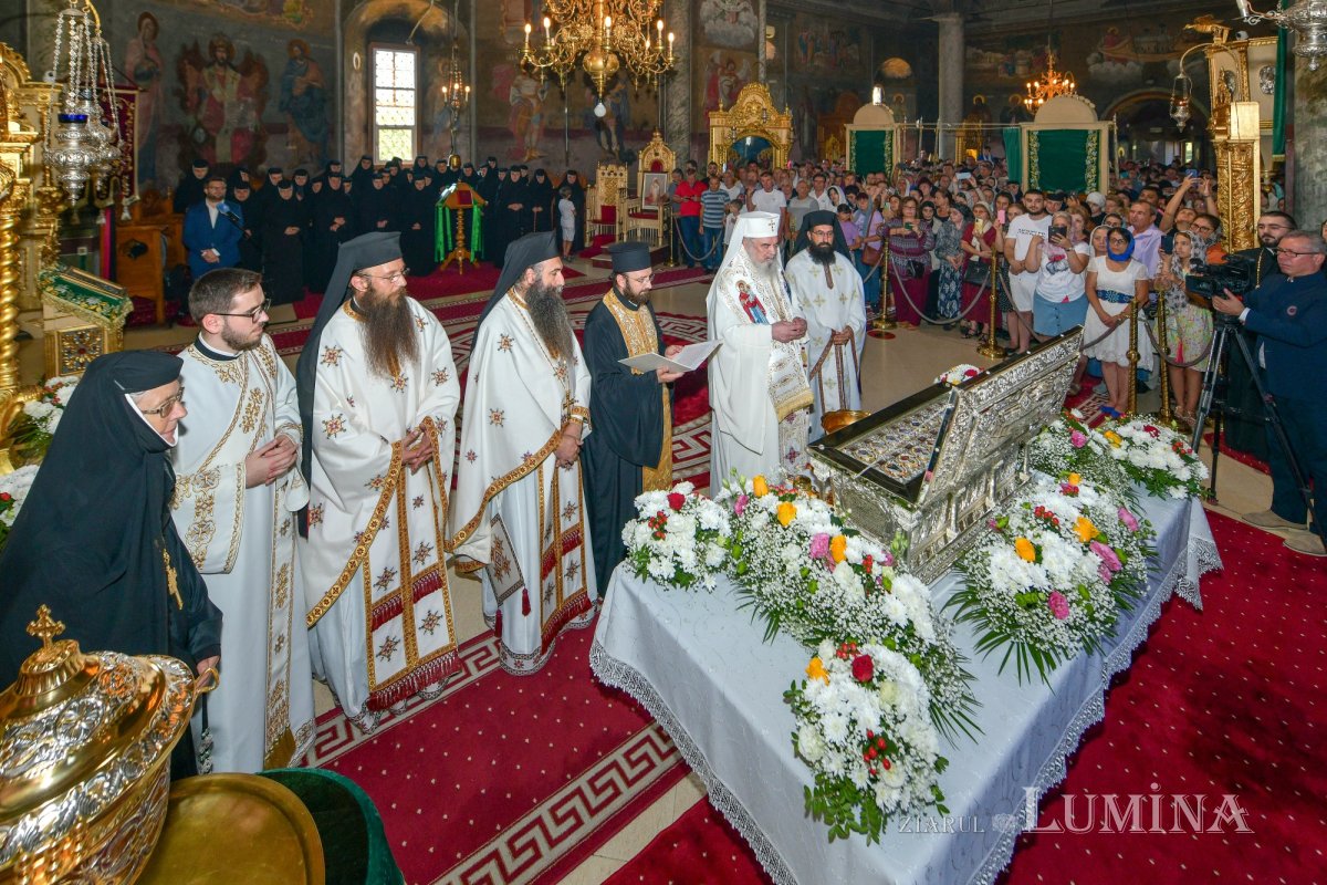 „Opera spirituală a Bisericii trebuie însoțită de opera filantropică” 263366