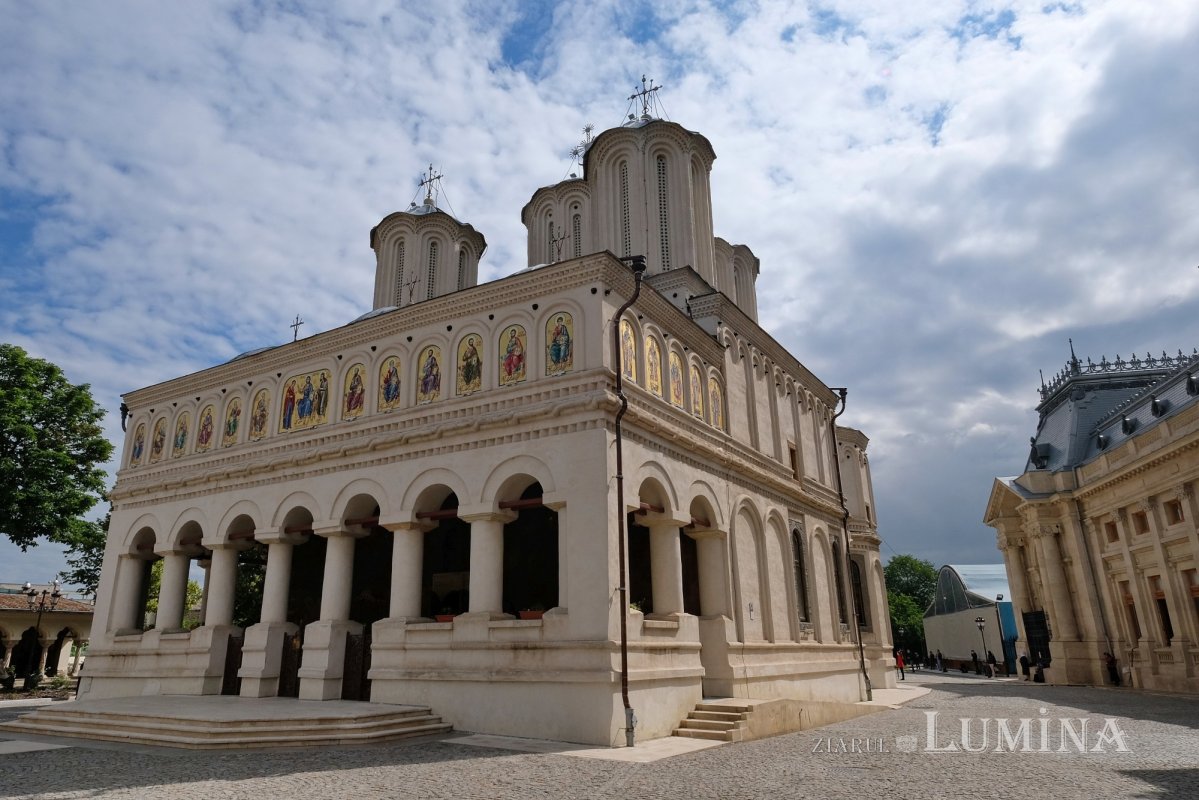 Paraclisul Maicii Domnului, zilnic la Catedrala Patriarhală 263688