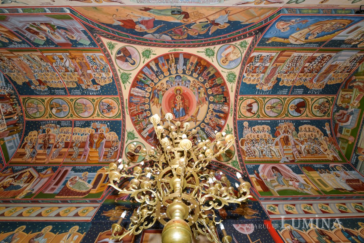 Singurătatea exterioară și bogăția unei vieți ascunse  263827