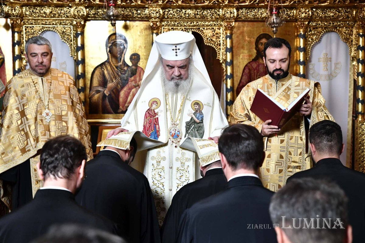 Hirotesii de duhovnici la Paraclisul istoric al Reședinței Patriarhale 264428