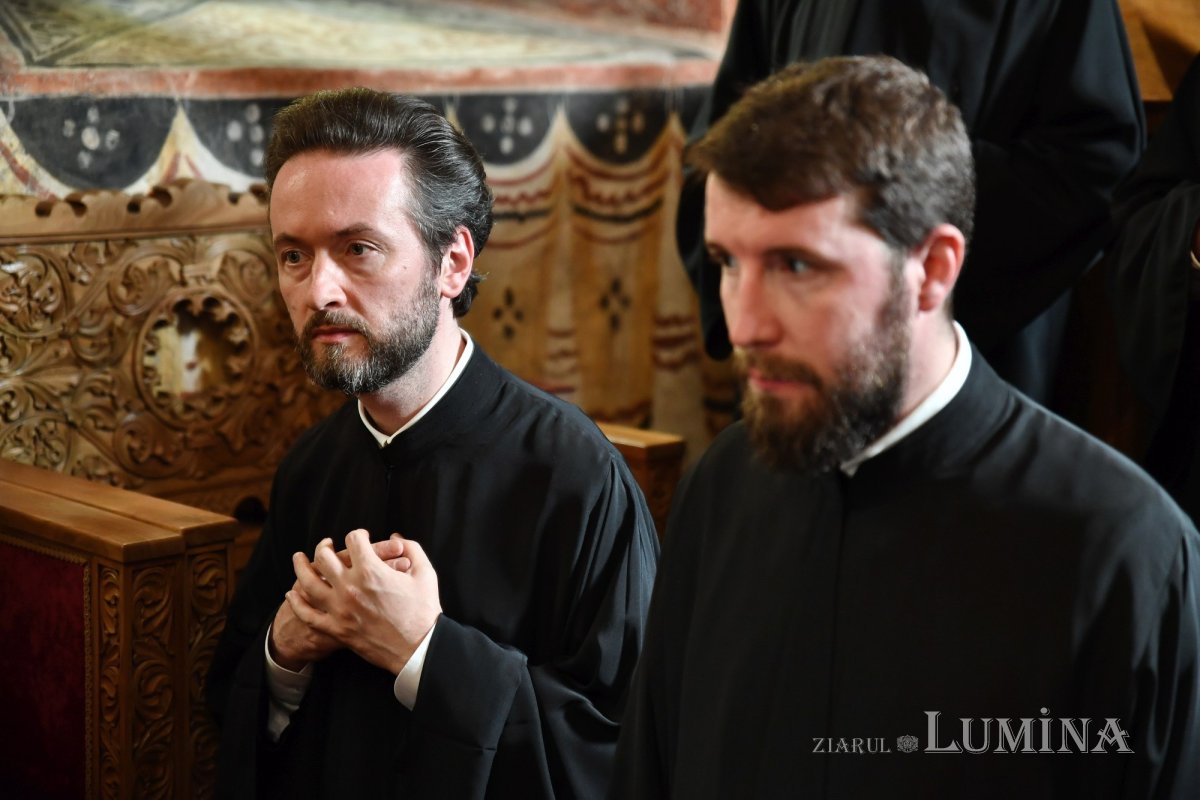 Hirotesii de duhovnici la Paraclisul istoric al Reședinței Patriarhale 264437