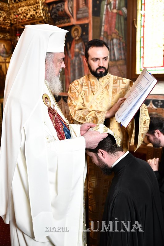 Hirotesii de duhovnici la Paraclisul istoric al Reședinței Patriarhale 264438