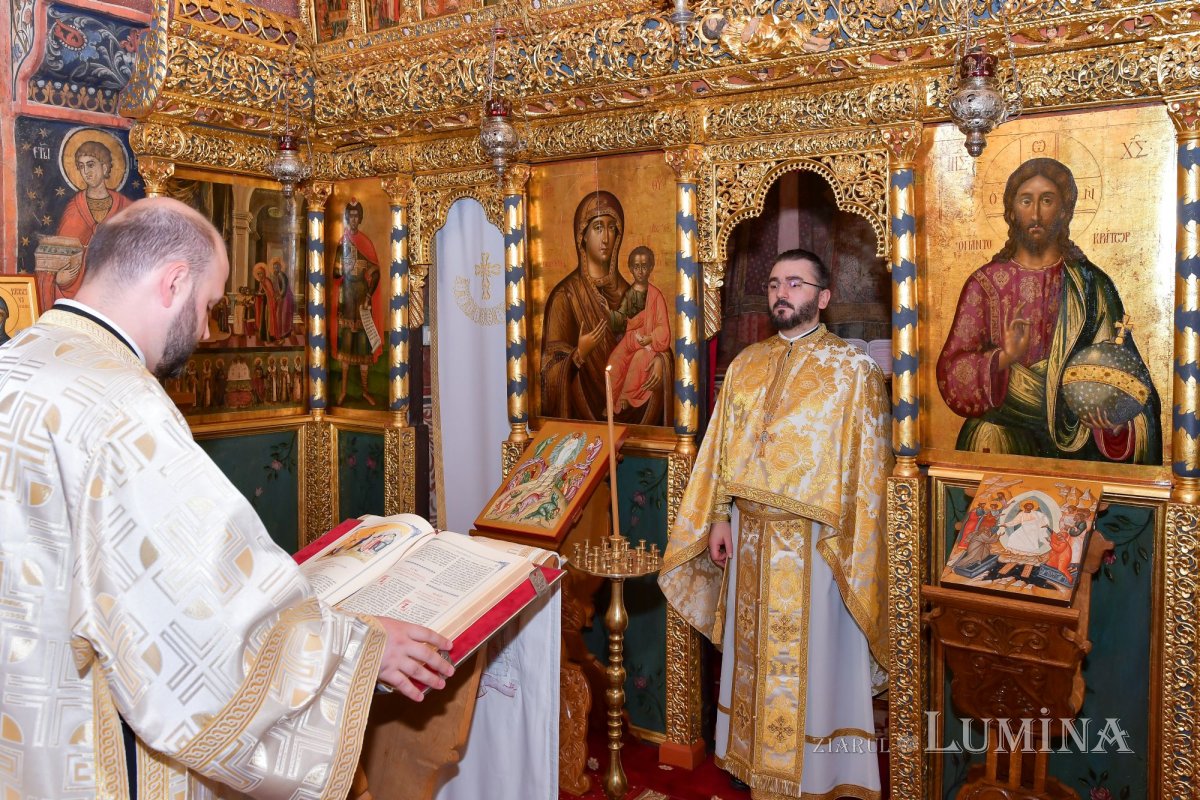 „Credința puternică, rugăciunea stăruitoare și postul jertfelnic alungă demonii” 264646