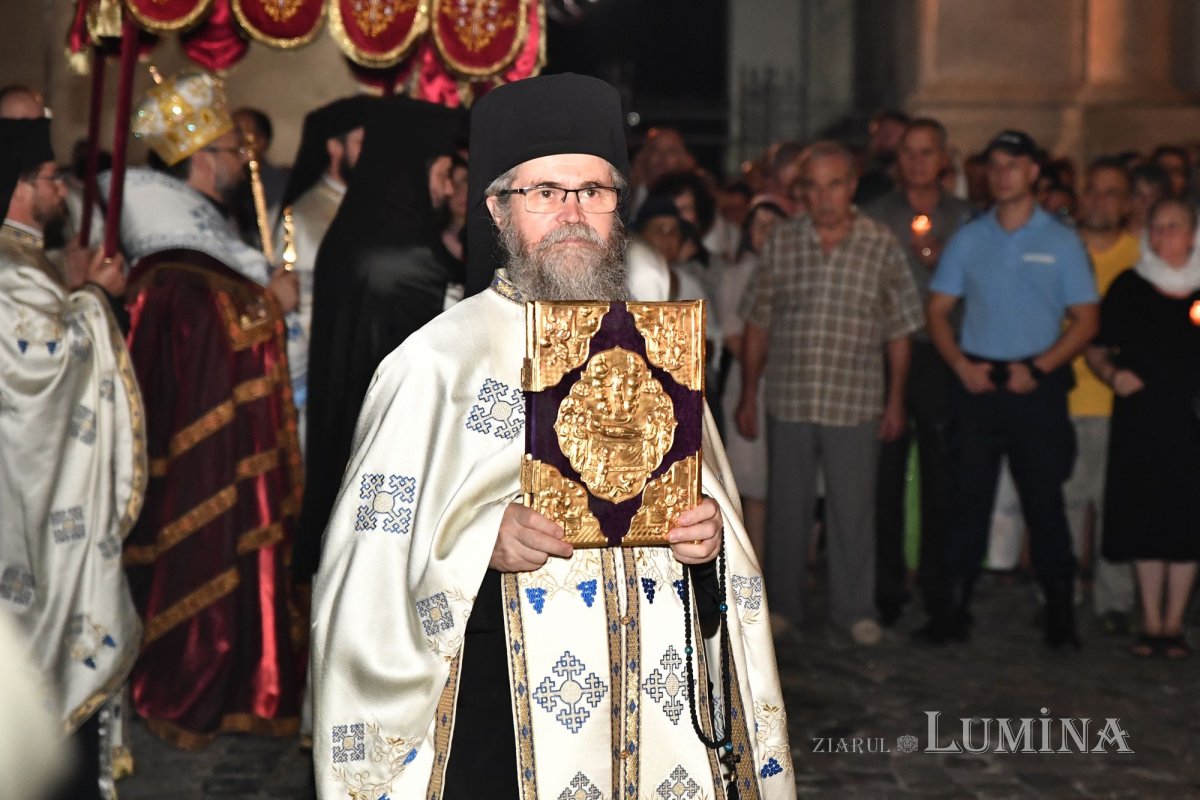 Cântare de adormire adusă Maicii lui Dumnezeu la Catedrala Patriarhală 264745