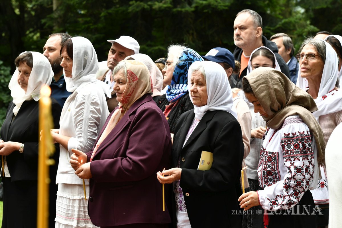 Înnoire și binecuvântare în lavra isihastă a Maicii Domnului de la Sinaia 264914