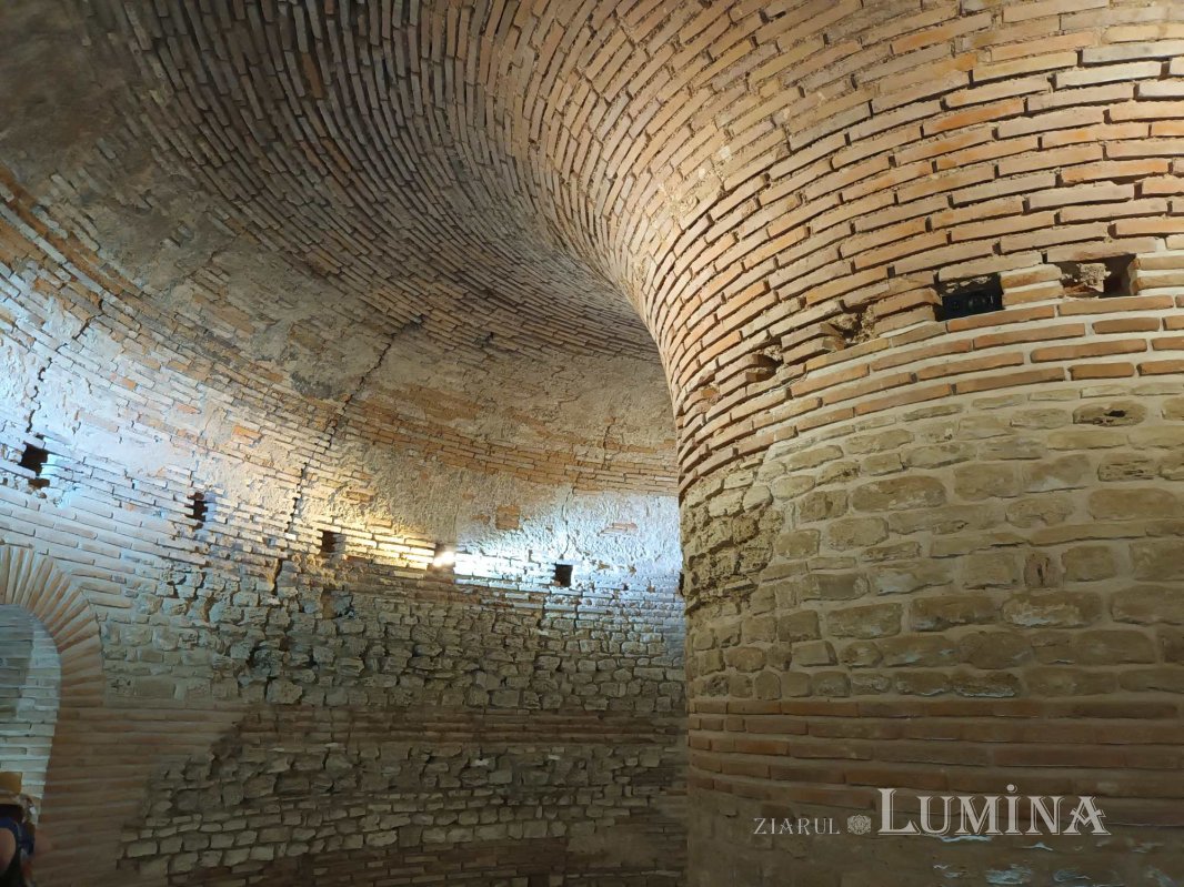 Tumultul istoriei 265208