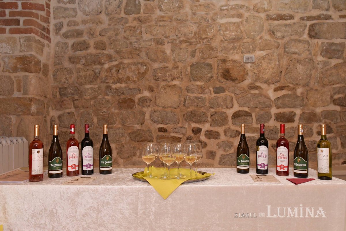 Campanie de prezentare a vinurilor produse la mănăstirea prahoveană Jercălăi 265792