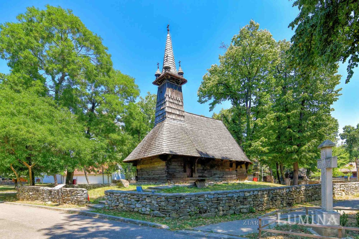 Renăscut de două ori din cenuşă 265706