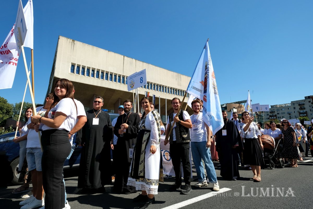 Bucuria mărturisirii credinței pe străzile Capitalei Europene a Culturii 266591