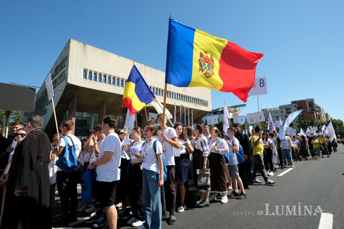 Bucuria mărturisirii credinței pe străzile Capitalei Europene a Culturii 266593