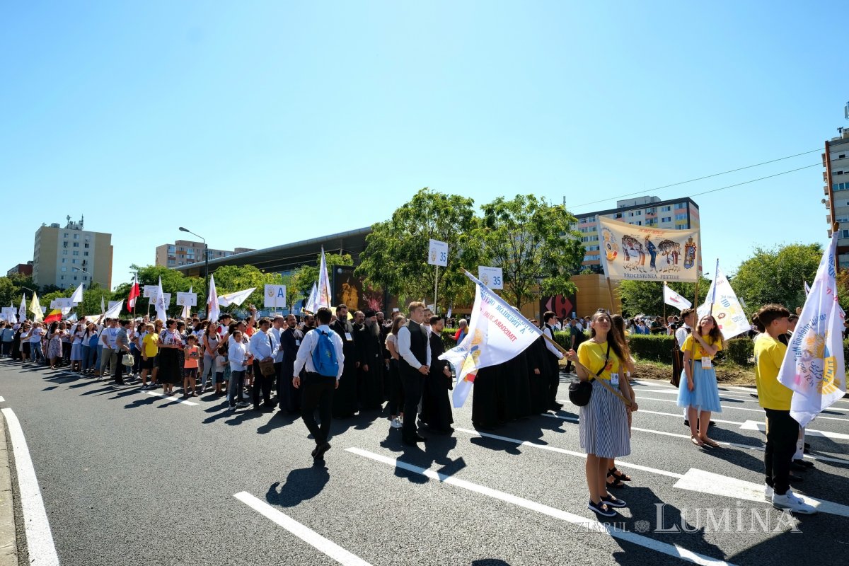 Bucuria mărturisirii credinței pe străzile Capitalei Europene a Culturii 266595