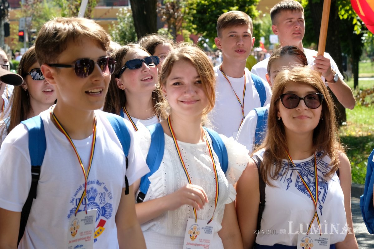 Bucuria mărturisirii credinței pe străzile Capitalei Europene a Culturii 266599