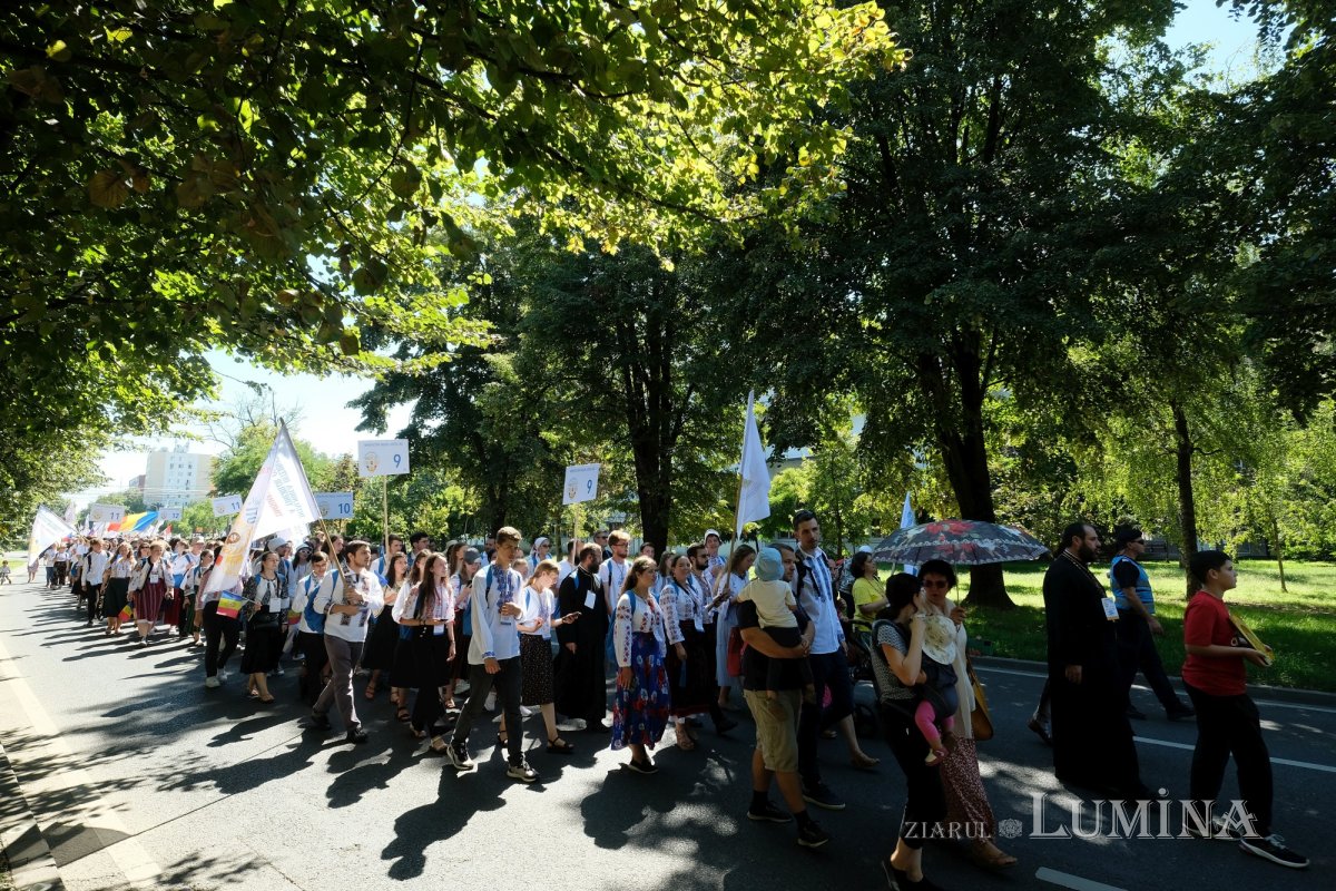 Bucuria mărturisirii credinței pe străzile Capitalei Europene a Culturii 266601