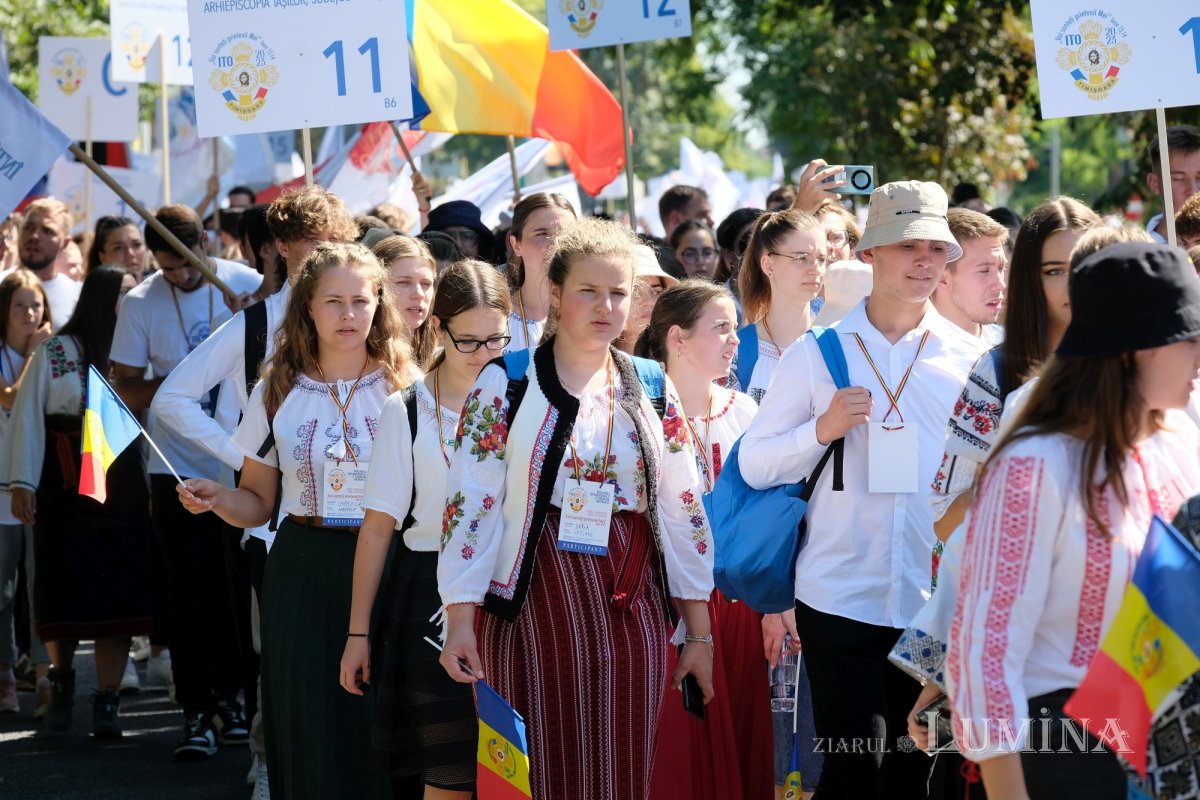 Bucuria mărturisirii credinței pe străzile Capitalei Europene a Culturii 266603