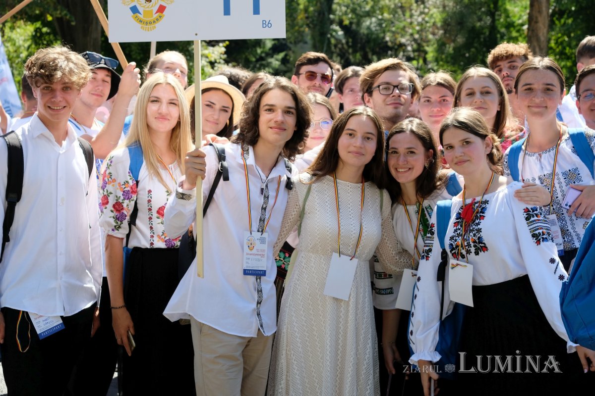 Bucuria mărturisirii credinței pe străzile Capitalei Europene a Culturii 266609