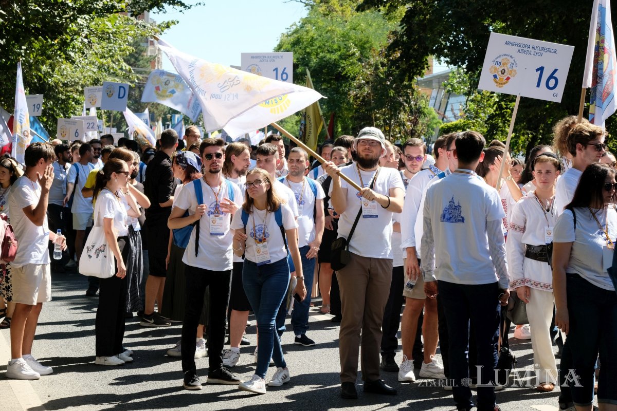 Bucuria mărturisirii credinței pe străzile Capitalei Europene a Culturii 266610