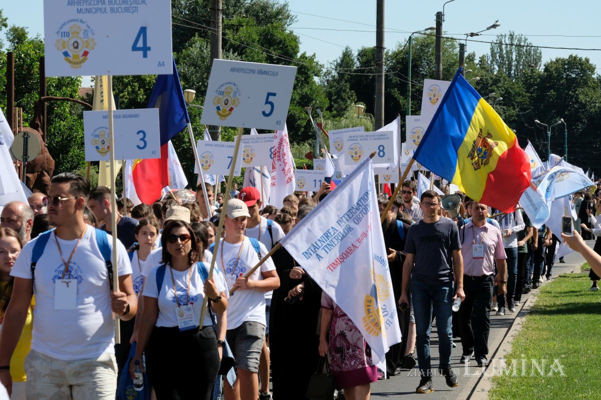 Bucuria mărturisirii credinței pe străzile Capitalei Europene a Culturii 266618