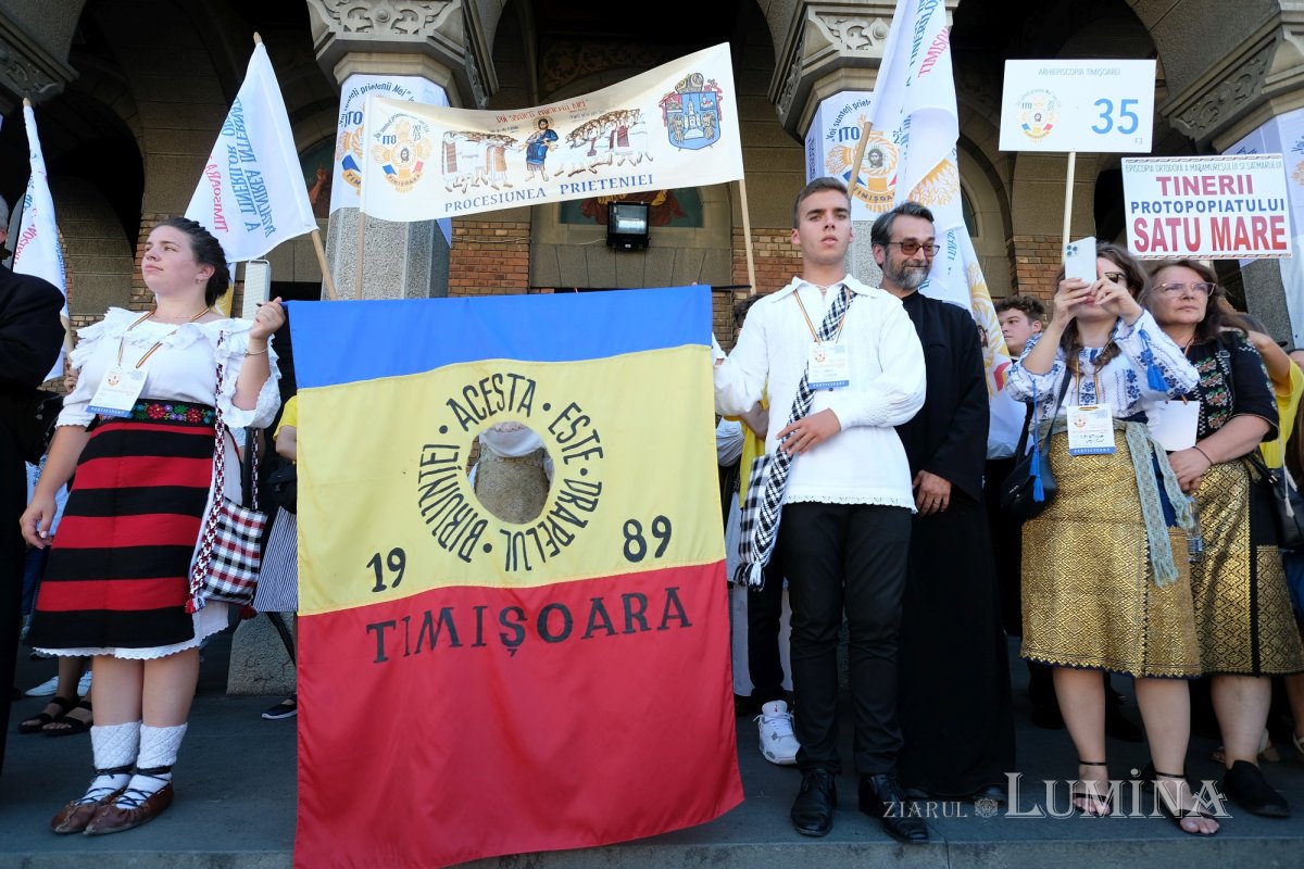 Bucuria mărturisirii credinței pe străzile Capitalei Europene a Culturii 266640