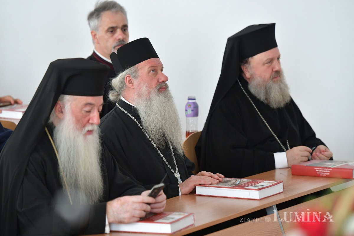 Eveniment aniversar la Facultatea de Teologie din București 267136