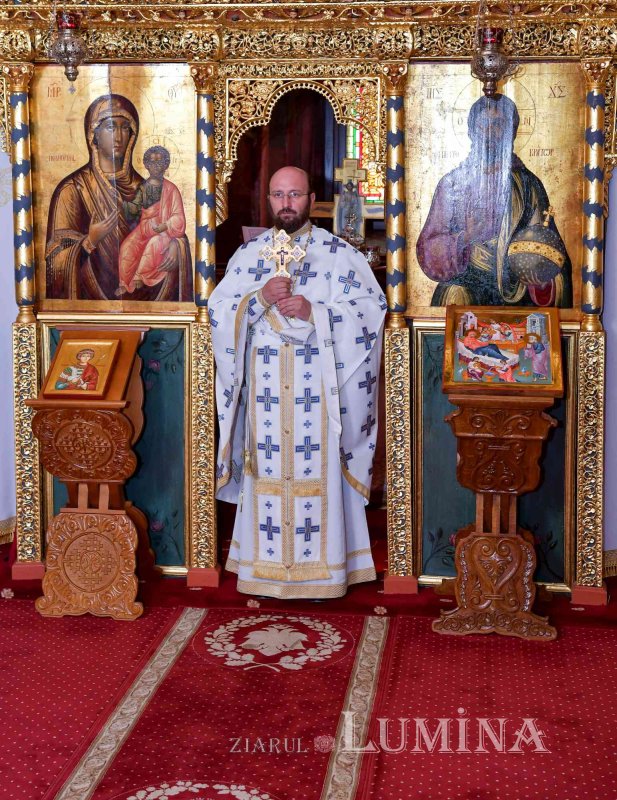 „Maica Domnului este rugătoare prin excelență” 267419