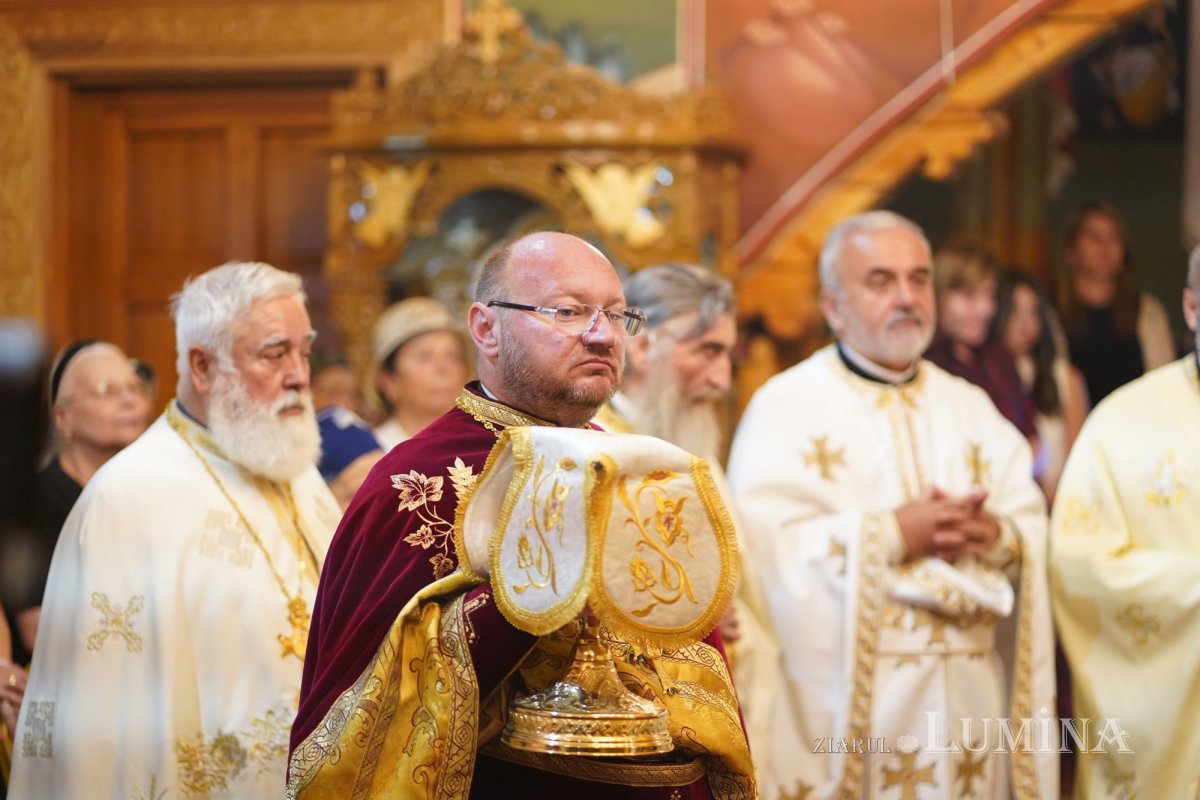 Zi de aleasă prăznuire la Mizil 267628