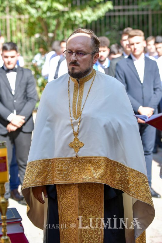 Binecuvântare pentru elevii seminarului bucureștean 267742