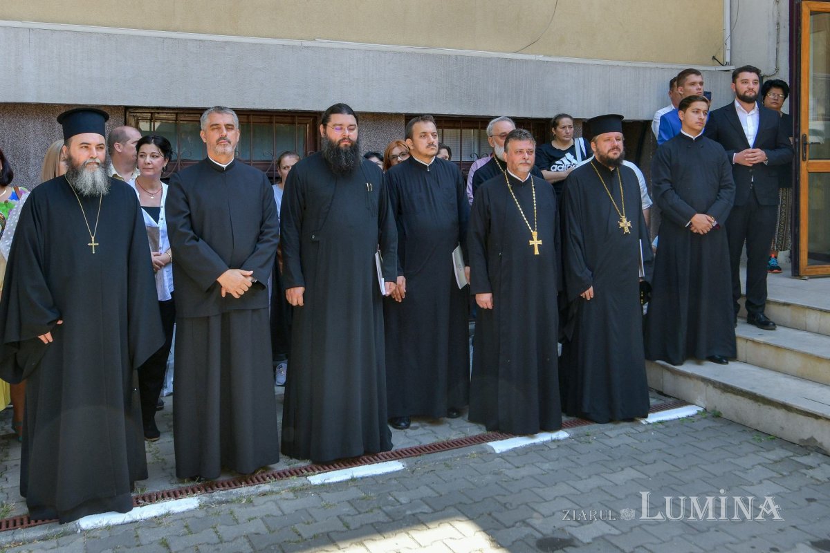 Binecuvântare pentru elevii seminarului bucureștean 267757