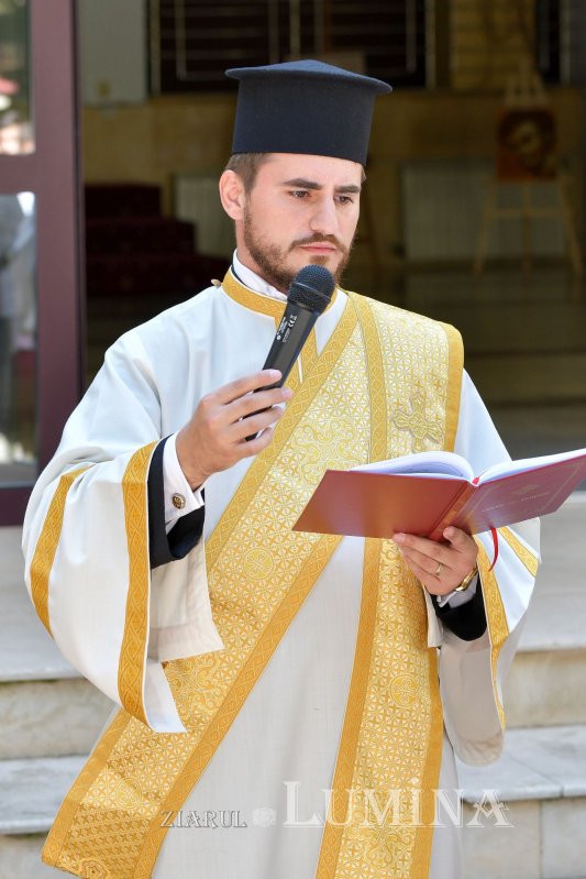 Binecuvântare pentru elevii seminarului bucureștean 267758