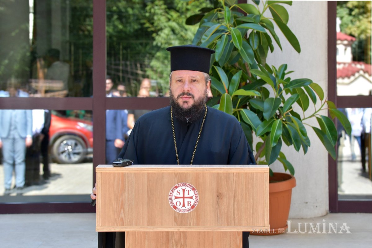 Binecuvântare pentru elevii seminarului bucureștean 267766