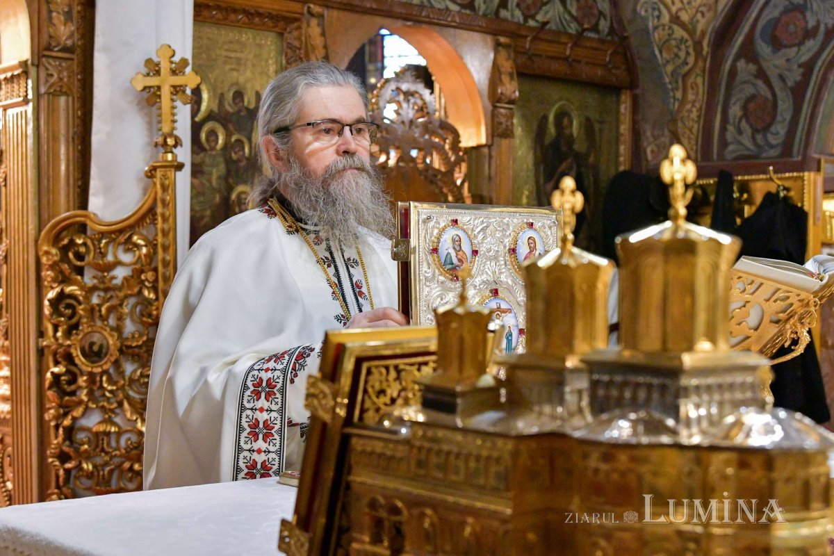 Sfânta Euharistie, calea spre bucurie, sănătate şi veselie 267636