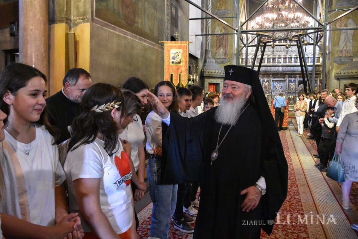Inaugurarea unei noi clădiri a Colegiului Ortodox „Mitropolitul Nicolae Colan” 267876
