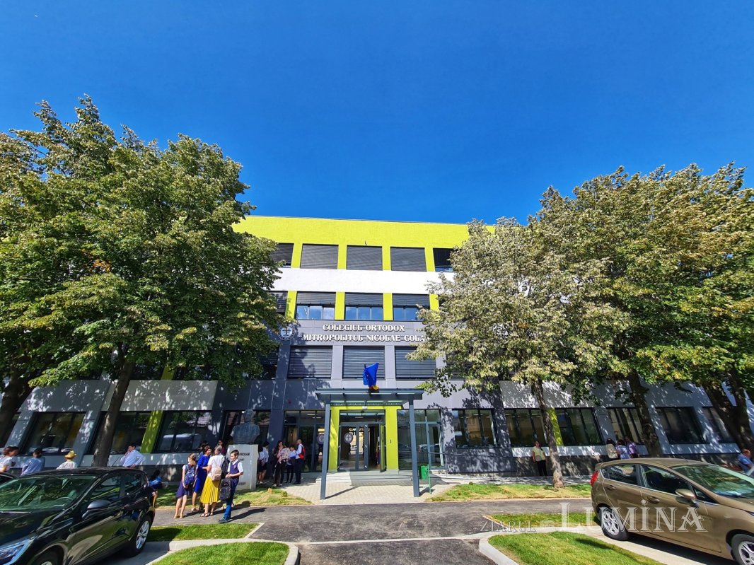 Inaugurarea unei noi clădiri a Colegiului Ortodox „Mitropolitul Nicolae Colan” 267879